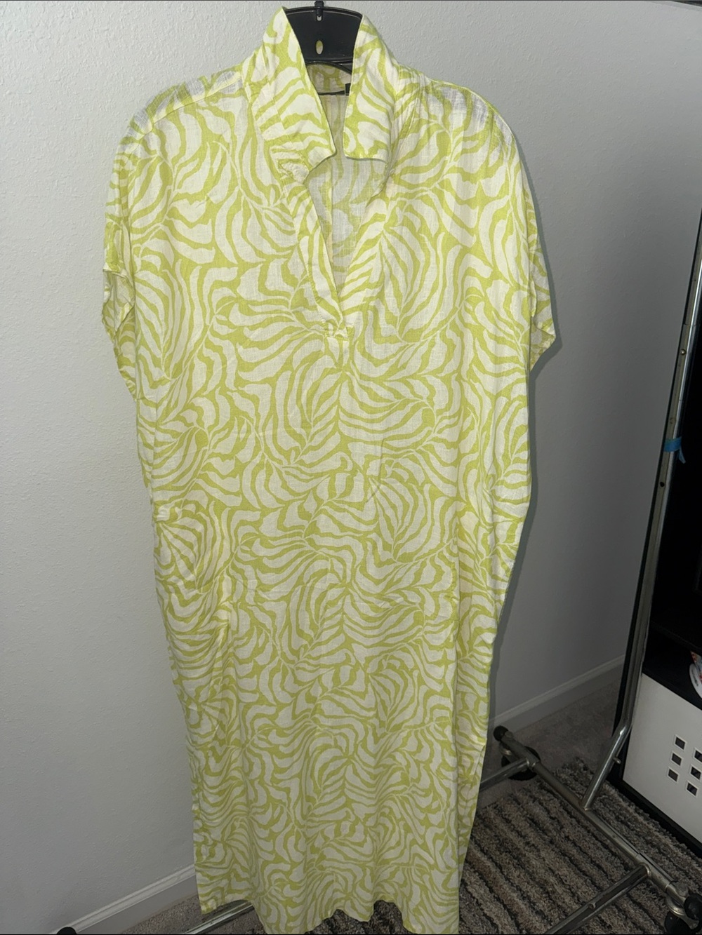 Tahari Lime & White Swirl Swim Coverup